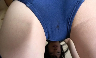 OKS-158 日野织 湿漉漉、亮晶晶、紧绷绷，神一般的学生泳装 欣赏穿着学生泳装的可爱女孩！从偷拍女孩们的着装开始，女孩们的恋物癖特写镜头，如奶子、大奶子、馅饼盘、多毛的洼地和颠簸，以及乳液肥皂游戏和学校泳装bukkake，全部都穿着泳装。