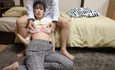 AKDL-270 公司里发现的会调皮的女同事 性格急躁的女员工喜欢吞精 销售部 志木，24 岁，Hakuto Shiki。