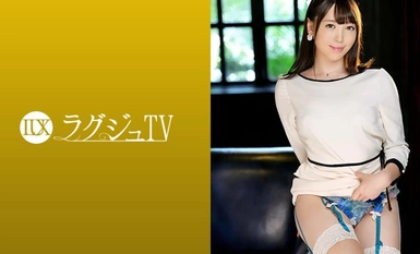 [马赛克毁灭] 259LUXU-1342 Lagu TV 1322 一位性格严肃的美丽仪态指导员出现在成人电影中，以满足她的男友被无良男人戴绿帽子的愿望！她是一位美丽的仪态指导员，性格严肃，但她却为了满足男友的绿帽子欲望而出演色情片！