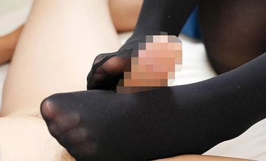 [モザイク破壊]DVMM-075 女子○校生の妹に黒タイツを履かせて素股でおにいちゃんチ○ポを擦りつけたら我慢できずに絶頂お漏らし！ビチョビチョおま○こにヌルッと生挿入！禁断の近親相姦ナマ中出し！ 千石もなか