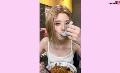 SUWK-014 SNS에서 대유행! 팬에게 가슴을 주무른 금발 미녀 DJ의 섹스 동영상이 너무 심해 문제가 되고 있습니다. 月乃ルナ