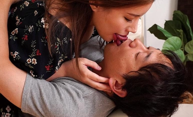 NACR-770 二十年ぶりに再会した清楚だった同級生はドすけべボディの淫乱巨乳人妻に変貌していた！ 永井マリア