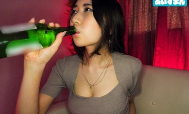 567BEAF-109 Korean Shochu ✕ Adoration ● Terlebih dos adalah 100 kali lebih berkesan dan tegar! ! Seorang gadis cantik dari Kabukicho yang mempunyai hubungan yang mendalam dengan kejiranan Toyoko, 25 tahun, membangkitkan kencing daging.