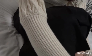 FC2-PPV-4329229 *限定数量 2930 pt → 930 pt* [3P, W Nakadashi]一个有夫之妇因丈夫生意失败、负债累累而有理由被迫自拍，这是第六部。