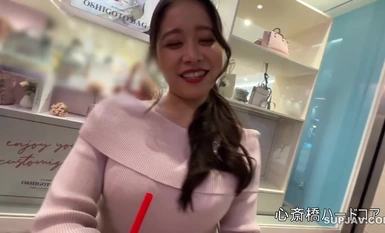 FC2-PPV-4327800 *Masa terhad sahaja* Kakak cantik kafeteria sekolah, 32 tahun. Hubungan sulit di hotel dengan seorang budak lelaki 10 tahun lebih muda dan seorang pelajar universiti!!