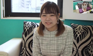 FC2-PPV-4328212 172_[Cosplay性爱]可爱小女孩Cosplay的洛丽塔双尾，成为偶像！JD1Satomi是一个非常可爱的19岁女孩！