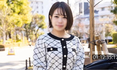 FC2-PPV-4322453 1500pts until 3/9 [Big tits, paisley] 短切 G-cup beauty po**♡s raw Nakadashi in the open air.