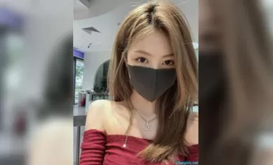 苗条身材长腿A4腰女神-济南95后『骚妻小野猫』被两猛男同啪啪疯狂3P齐操高清私拍91P 高清1440P版