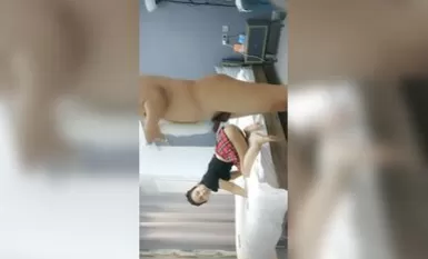 今夜调教小少妇 JK大胸 狐狸尾巴塞菊花 道具插穴 观音坐莲 良家外表下隐藏着个骚货淫娃