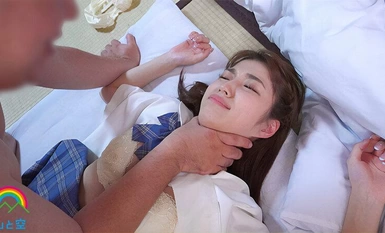 SORA-514 人类洗脑 - 讲述我如何将立志成为帮助老人的护理员的 XX 女学生 Sumire-chan 改造成我的专属有血有肉的护理员 No.1 Sumire Kuramoto 的故事。