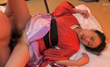 HOKS-178 Parents and a woman who does it, father and daughter addicted and crazy days