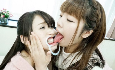 EVIS-519 Đồng tính nữ liếm răng