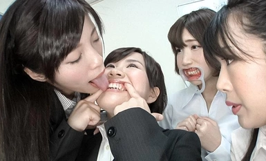 EVIS-519 Đồng tính nữ liếm răng