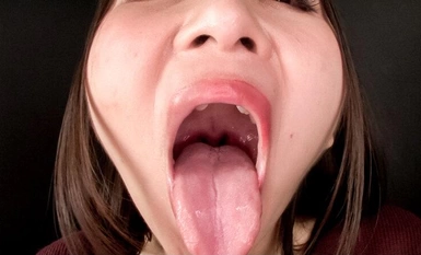 EVIS-517 [语言淫荡的女人] 主观舌吻，吐唾液手交。