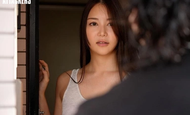 ADN-538 关于我如何与滚进我家的姐姐发生性关系的故事。 白峰苗