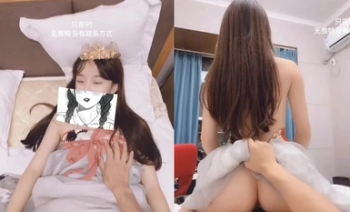 最近、空に向かって非常に熱い顔値の美少女（星空が見えない〗最新28.29パートセックスプライベート撮影アウトキャリーレッグポンプコンドームなしハードファックほとんど中に発射された。