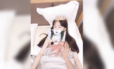 วิดีโอเซ็กซ์ส่วนตัวล่าสุดครั้งที่ 28.29 ของหญิงสาวยอดนิยมที่มีหน้าตาดีและดูดีอย่างไม่น่าเชื่อ "Missing the Starry Sky" รั่วไหลออกมาและถูกแทงที่ขาของเธอ เย็ดอย่างแรงโดยไม่มีถุงยางอนามัยและแทบจะพุ่งออกมาข้างใน 