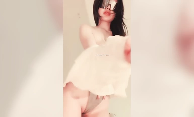 Berita besar, dewi penyiaran hijau teratas pergi ke laut [Arnab Putih] dan membocorkan B buat kali pertama! sial! Saya sangat teruja untuk menyembunyikannya tetapi saya tidak dapat menahannya. (4)