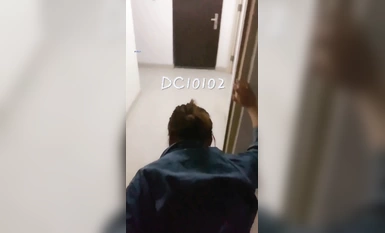 推特極其淫盪騷妻【DC10102】訂閱，蜜穴粉嫩3P露出道具紫薇高潮噴水不止（1）