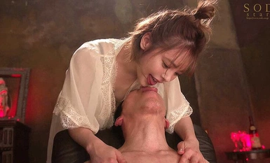 [Mosaic Destruction] STARS-657 "Would you like to try the most erotic kiss in the world?" Forgetting reason and licking lips that feel, an endless kiss. Yuna Ogura