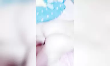 Cô gái xinh đẹp nhất [Qingqing Sakurako] có làn da trắng và bộ ngực đẹp! Có một nhân vật nam đụ âm hộ của cô ấy, bế cô ấy lên và đưa âm hộ của cô ấy vào tư thế cưỡi ngựa. Cô ấy nhấc chân lên và thâm nhập vào âm hộ mềm mại của cô ấy từ bên cạnh.