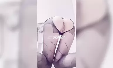 S級セクシーフィギュアの女神「キュートリ占星術猫」がきゅっと滑らかなお尻と美マンコの二穴挿入でマンコを弄び白汁挿入、超コントラスト(1)