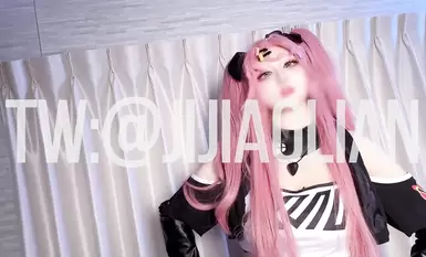 大神〖鸡教练〗18COS游戏，妹妹的特殊的惩罚方式可爱娇嫩的小脚丫穿上丝袜给哥哥足交骑乘榨精