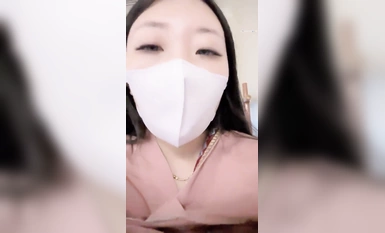 风骚御姐主播@戴西老师(蜜蜜蜜蜜蜜桃)戴着跳蛋露出勾引SPA男技师(12)