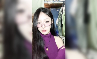 Quạt Douyin 10w tương phản người nổi tiếng trên internet @guantangbaobaoaheyyan bộ sưu tập video chuẩn (3)