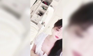 主播【苏富起来吧】女神下海这奶子真的太绝了超级诱惑(1)