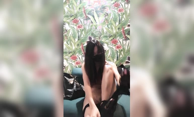 Jalang berkaca mata kontras [Ular Melompat] mempunyai figura jahat, menari telanjang dan bersemangat, dan membuatkan saya ingin melancap (6)