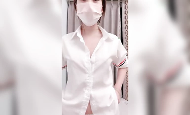 Roti kukus baris pertama B [Orange Water Duoduo] terkemuka yang jarang ditemui mempunyai payudara yang cantik dan berlubang merah jambu, penampilan dan susuk tubuh dalam talian, punggung gemuk terbaik, faraj terbuka dan jus putih mengalir, serta kaki dan 