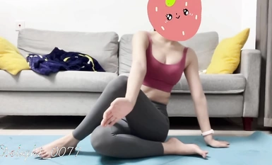 Nữ thần nữ sinh đỉnh cao "Little D Sister"-Yoga zw2