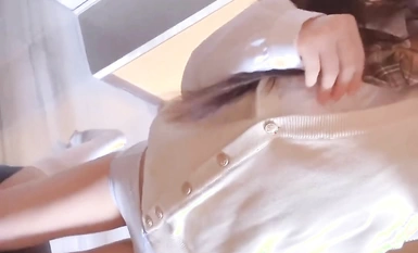 Bạn có thích cô nàng Twitter loli "Tututututuji" ngây thơ và tương phản mạnh dạn lộ diện trong rạp chiếu phim, cô nàng trong sáng và dễ thương bên ngoài nhưng lại siêu tương phản ở nơi riêng tư?