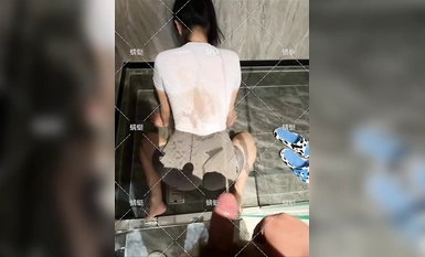 6月顶级新作推荐双飞姐妹花推特UP主【南煦mmmmi65】+【蜻蜓huayuqingting】SVIP488年费会员专享福利，丰满御姐丝袜大长腿翘臀撒尿双飞(1)