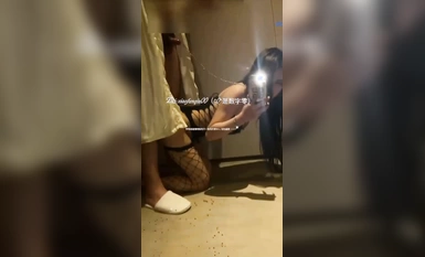 頂級露臉尤物！極品九頭身拜金名媛網紅反差女神【小番茄xiaofanqie00】VIP群福利，調教啪啪道具紫薇潮噴，母狗屬性拉滿了 (1)