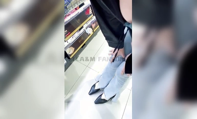 Bộ sưu tập Ella Little Saucy Fox 50 số (24)