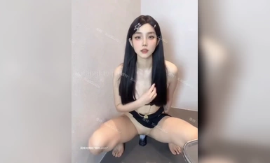 推特福利姬小瓜路自慰自拍照合集