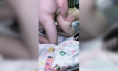 [Yangyang] "Hindi, kailangan kong umihi."