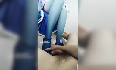 軟萌甜美極品粉嫩小可愛『coszj561』 稚嫩絲足足交 稚嫩白虎美穴又粉又嫩又緊 被主人開發成小母狗 下