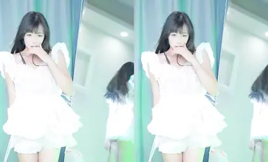 กระต่ายน้อยจอมกัดกัดสาวกระต่าย - การเต้นรำเปลือยที่กำหนดเองของผู้ประกอบการท้องถิ่นรั่วพุด Hon