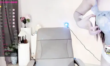 偶像级别甜美萝莉长腿女神【haha】170CM 黑丝大长腿，又又又喷水了豁出去了！连喷了三次水快要虚脱了