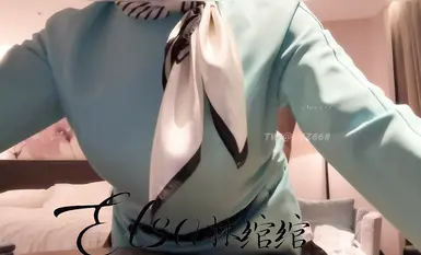 窮人女神富人母狗，推特超高顏值極品空姐【林綰綰】SVIP門檻1888福利，啪啪調教深喉毒龍被腳踩騷穴，母狗屬性拉滿了 (13)