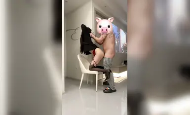 Dewi orang miskin, jalang orang kaya, pramugari yang sangat tampan [Lin Wanwan] di Twitter, ambang SVIP ialah 1888 faedah, naga berbisa tenggorokan dalam dilatih untuk memijak kemaluannya, sifat-sifat jalang penuh (30)