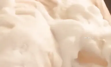 九头身极品女神！推特天然巨乳网红【晴紫】福利群不雅私拍，生孩子后奶水充足群内卖人奶