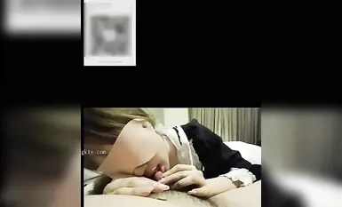 Dialog itu lucu dan berunsur leceh, selebriti fotografi Weibo [Impression Foot Shot] ialah kerja berbayar, memfokuskan pada temu janji dengan pelajar perempuan yang tidak bersalah, seks oral dan gerak kaki yang lembut (2)