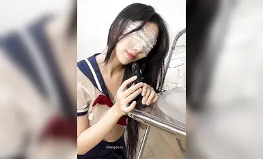 秀人网抖娘利世-【口大鸡巴】