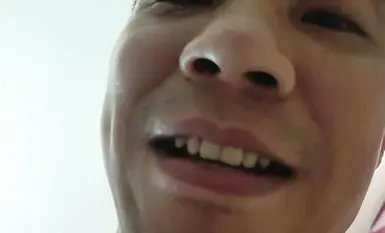 หญิงสาว Wang Jiaxue มีชู้ที่โรงแรม Xiwai ในเขต Tongchuan เมือง Dazhou ให้ออรัลเซ็กซ์กลืนน้ำอสุจิและเปิดเผยใบหน้าและน้ำแตกของเธอ