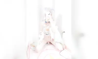 Twitter The ultimate contrast loli [Xiao Lingjiang] self-touching and inserting BB super pink and tender different COS collection (10)