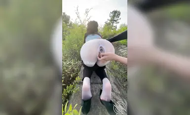 海角超顶通奸乱伦【会喷水的亲姐姐】户外调教在铁路旁边肏穴假阳具双穴齐开爽翻了晚上又戴着狗链在公园肏穴